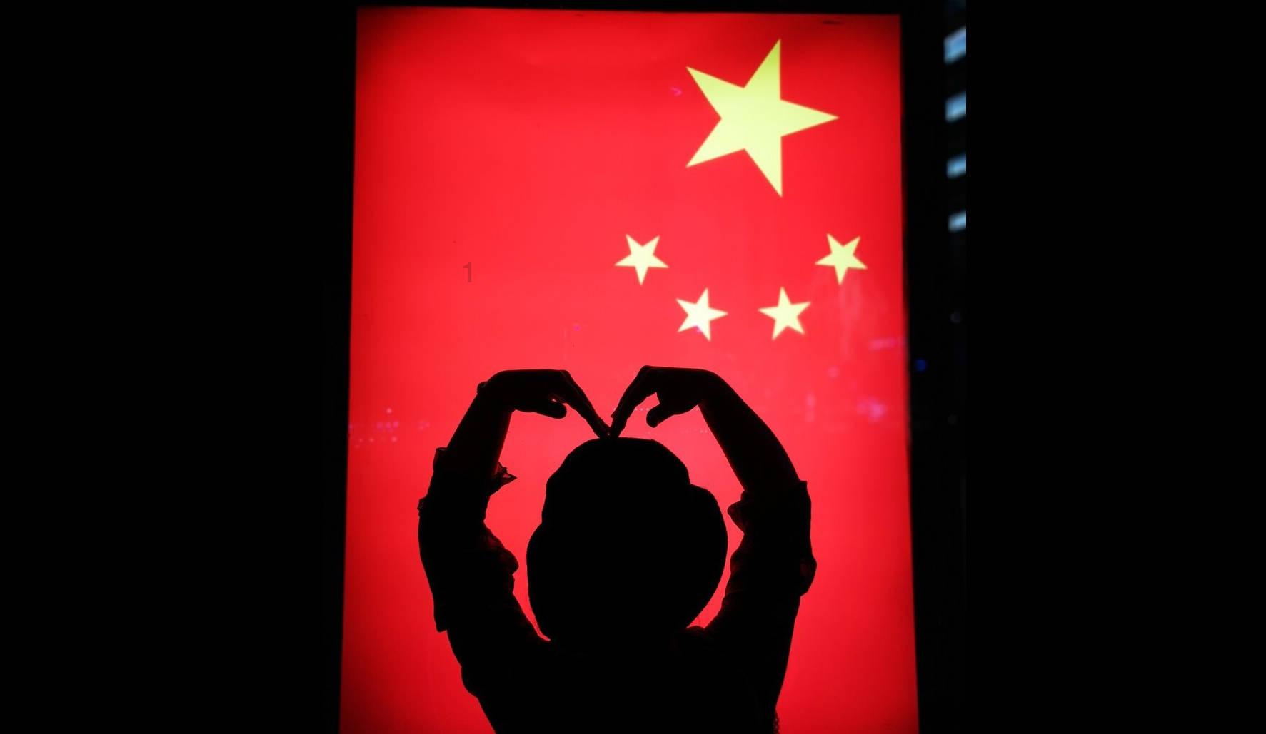 滚筒洗衣机开门位置的密封橡胶圈，特别的脏，怎么清洁呢游戏画面